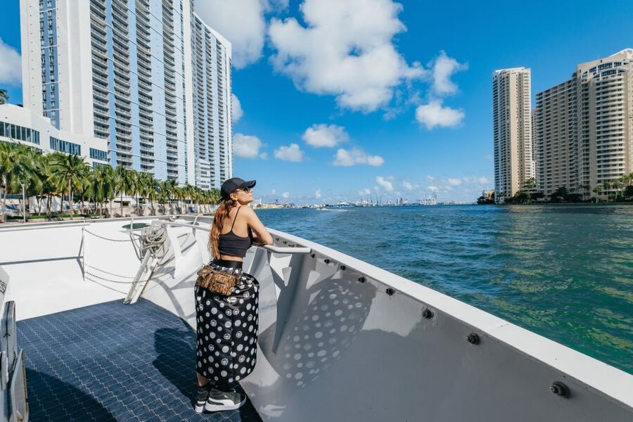Miami: Half-Day Open-Top Bus Tour Plus Biscayne Bay Cruise - Timing the four hours without stress