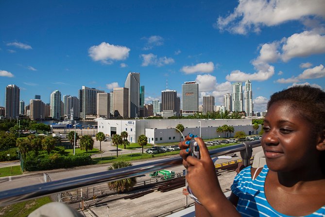 Miami: Hop-on Hop-off Tour + Cruise & Free 1-Hour Bike Rental - The free one-hour bike rental