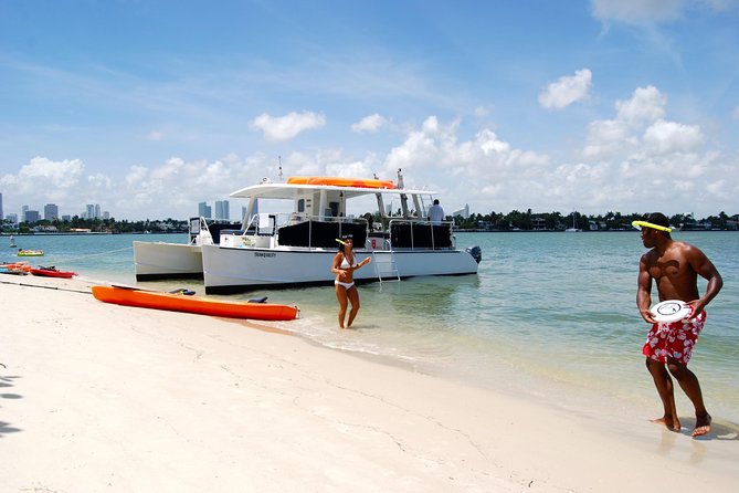 Miami Island Ultimate Adventure - Water time with kayaks and paddleboards