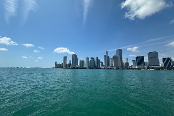 Miami Millionaires Sightseeing Cruise - Mega Yachts and Miami Beach Marina