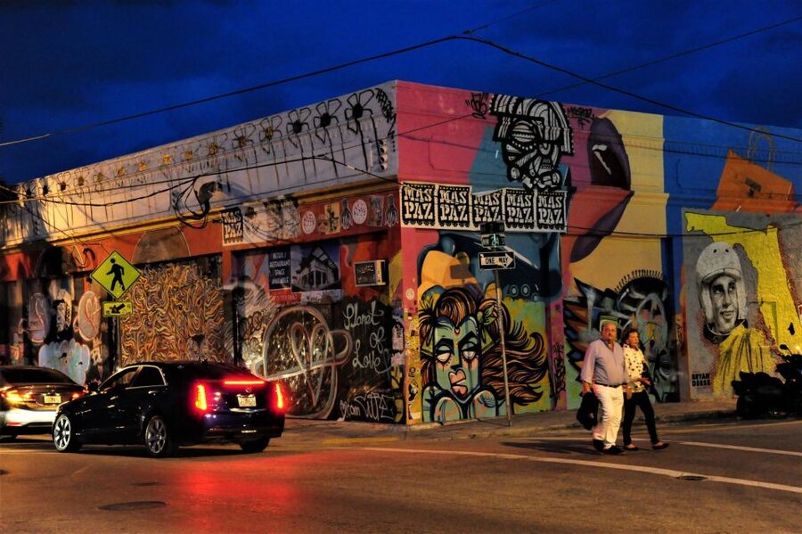Miami: Open-top Bus Sightseeing Night Tour with Live Guide - The live guides are the heart of the tour