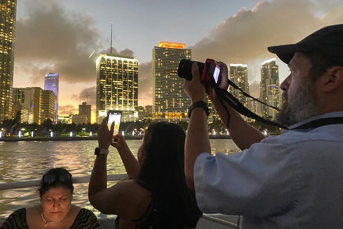 Miami Sightseeing Cruise on a Luxury Yacht - Starting at Bayfront Park beside Bayside Marketplace
