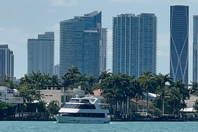 Miami Skyline Boat Cruise Past Millionaire's Homes Optional Stop - Hibiscus Island and Miami’s waterfront wealth