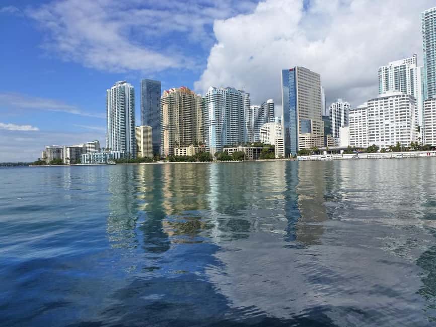 Miami Skyline Cruise of Millionaire Homes - Key points to know before boarding
