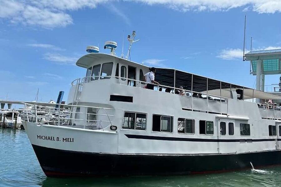 Miami Skyline Sightseeing Cruise and Millionaire Mansions - Who will enjoy this Miami boat tour most