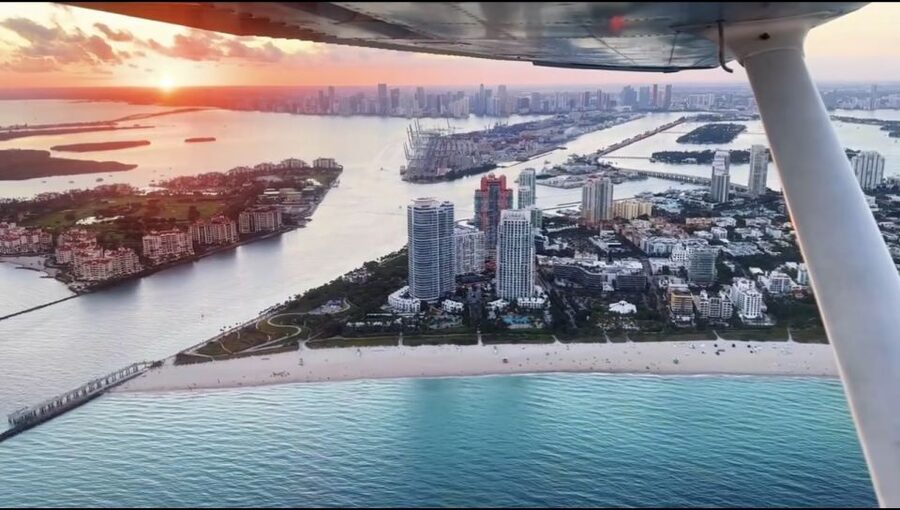 Miami: South Beach Private 50-Minute Private Flight Tour - South Beach and the Golden Shoreline