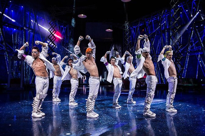 Michael Jackson ONE by Cirque du Soleil® at Mandalay Bay Resort and Casino - Why Michael Jackson fans get the biggest payoff