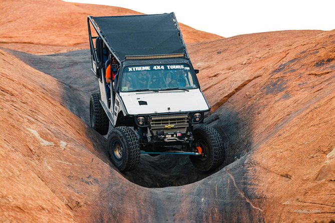 Moab's Most Xtreme 3-Hour Experience on Hell's Revenge - The drivers make or break the three hours