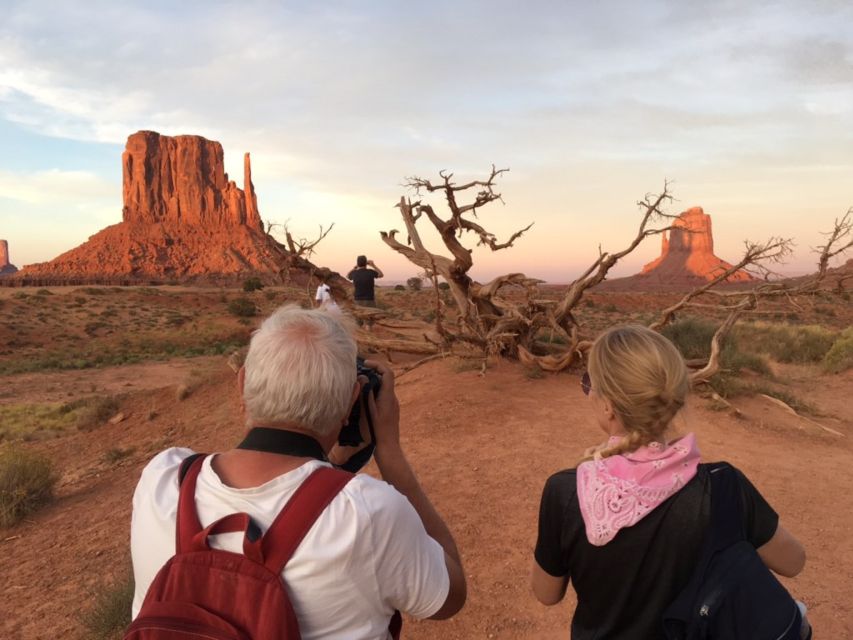 Monument Valley: Backcountry Jeep Tour with Navajo Guide - Why the backcountry matters at Monument Valley