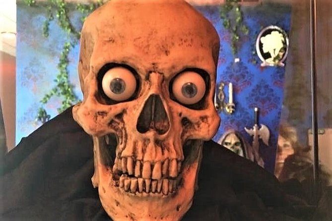Murder & Mayhem Haunted History Walking Tour - Stop one: Chattanooga’s downtown streets and haunted buildings