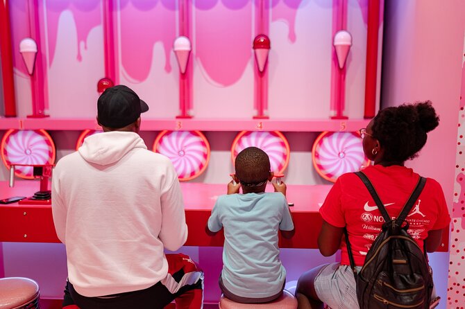 Museum of Ice Cream Chicago Admission Ticket - Finishing in the full-sized sprinkle pool