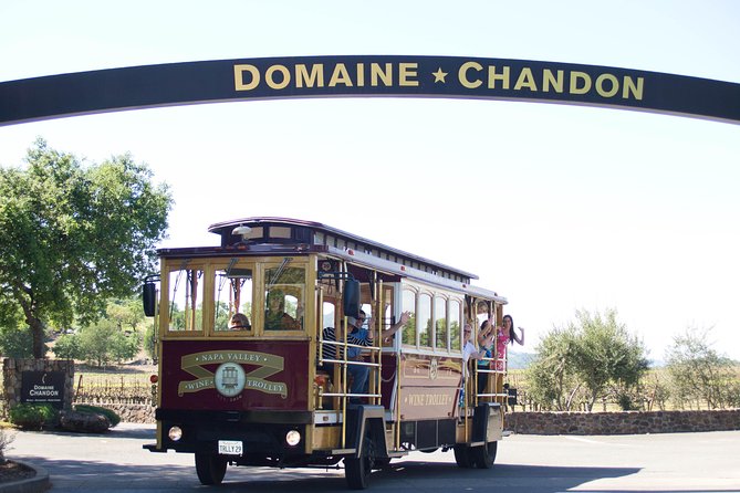 Napa Valley Wine Trolley Classic Tour - The guide sets the tone for the whole day