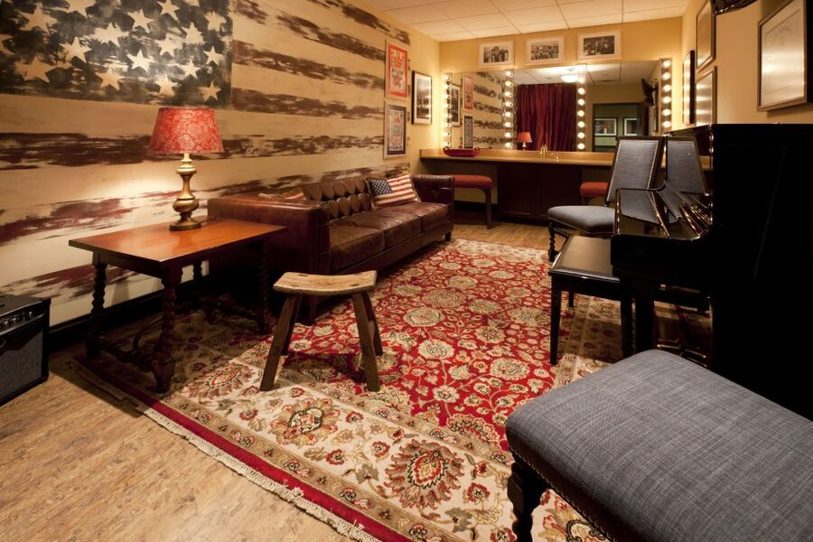 Nashville: Grand Ole Opry Backstage Tour - The moment on the Grand Ole Opry stage