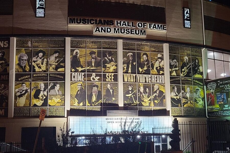 Nashville: Music City Nighttime Trolley Tour - Music Row and the recording studios