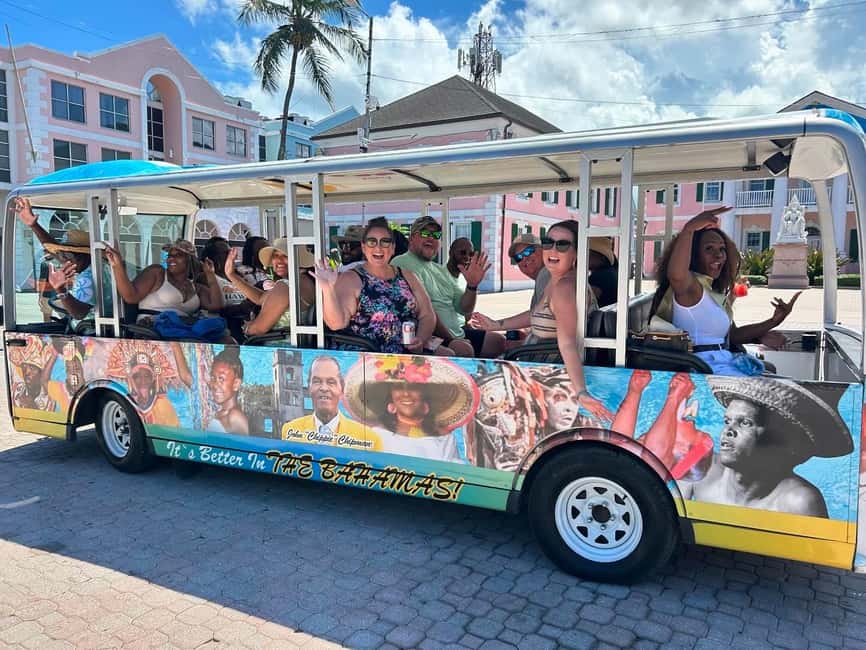 Nassau: Bahamas Culture Tour with Electric Trolley and Water - Fort Charlotte, Arawak Cay, and Junkanoo Beach