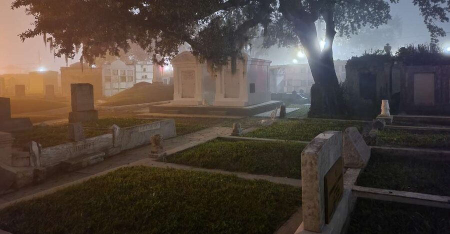 New Orleans: Cemetery Bus Tour At Dark with Exclusive Access - Key points to know before booking