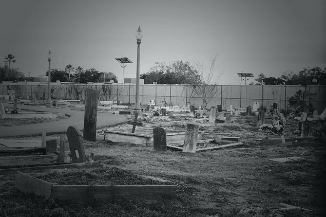New Orleans Cemetery Bus Tour with Exclusive Cemetery Access - The Morning Call break