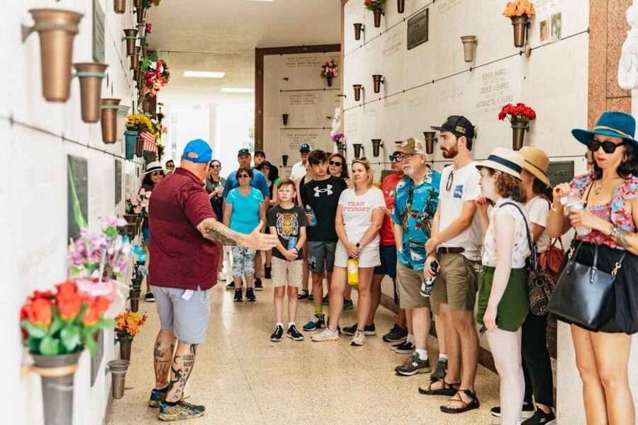 New Orleans: Cemetery Tour - Moving Through Several Old Cemeteries