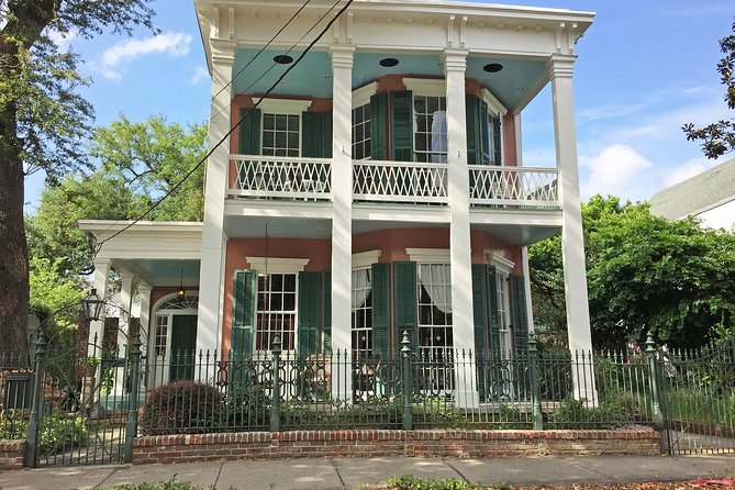 New Orleans City Tour: French Quarter, Garden District & Cemetery - City Park and the Spanish moss