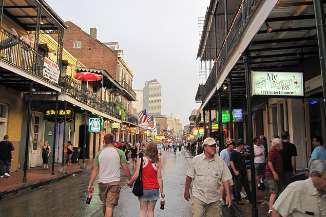 New Orleans City Tour: French Quarter, Garden District & Cemetery - Frenchmen Street and the city’s music life