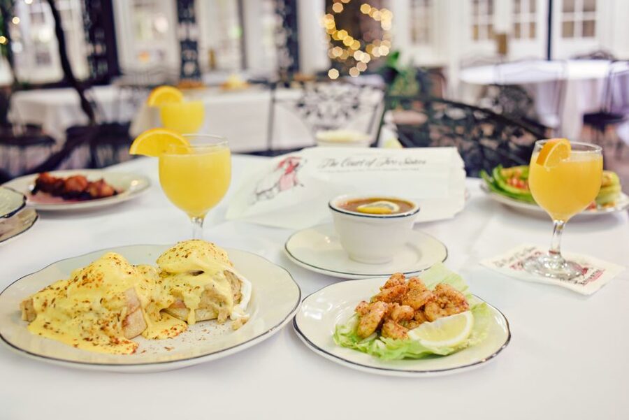 New Orleans: 'Court of Two Sisters' Jazz Brunch Buffet - The Courtyard Is the Main Attraction