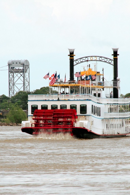 New Orleans: Creole Queen History Cruise with Optional Lunch - The return cruise and the changing story of New Orleans