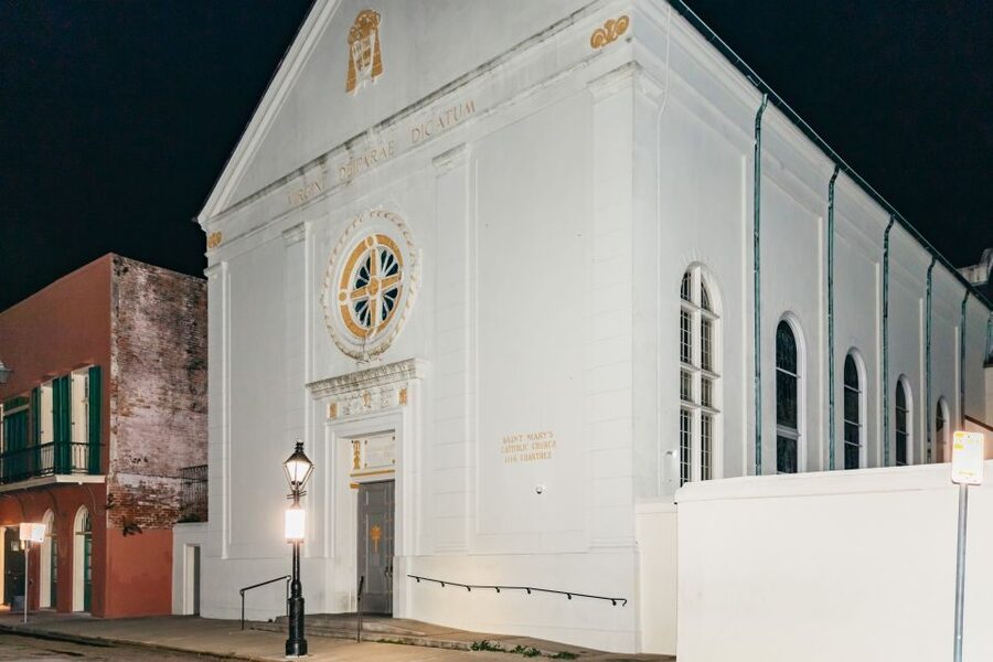 New Orleans: French Quarter Ghost Tour with Interior Visit - Key points to know before you book