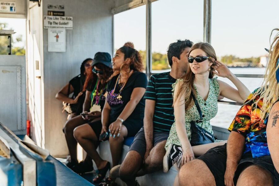 New Orleans: Guided Swamp Cruise by Tour Boat - Alligators, raccoons, and the reality of wildlife sightings