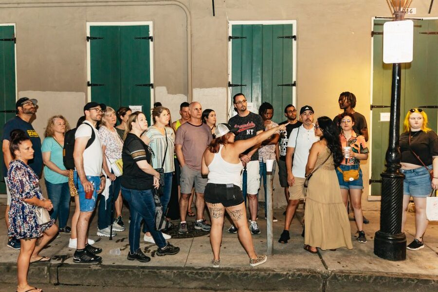 New Orleans: Haunted Pub Crawl - Lalaurie Mansion and the darker side of New Orleans