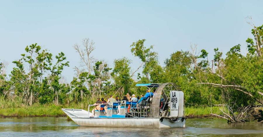 New Orleans: High Speed 9 Passenger Airboat Tour - Leaving New Orleans for the Barataria swamps