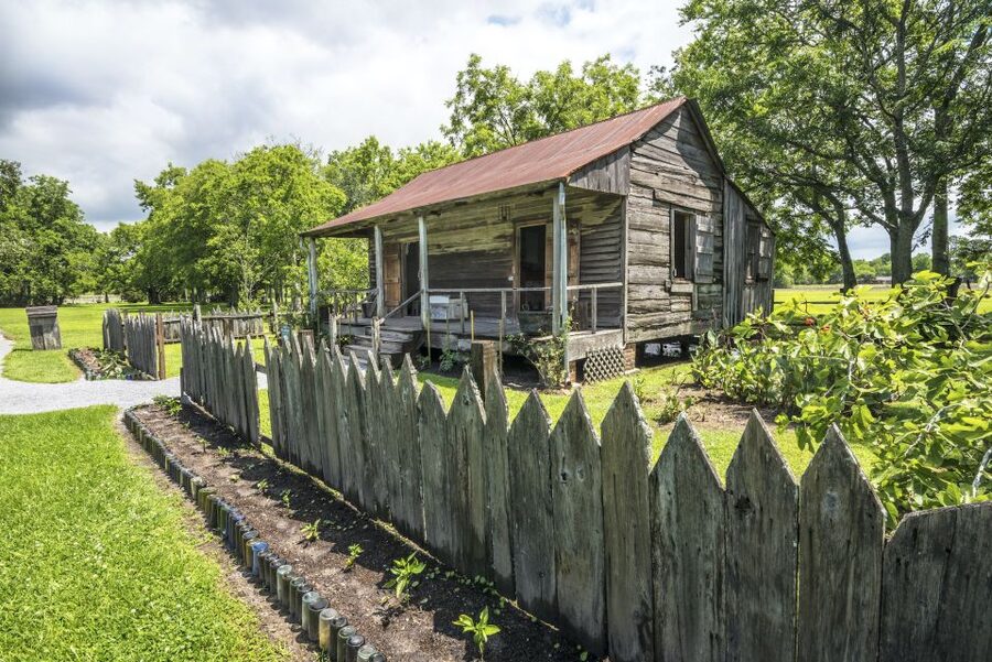 New Orleans: Laura Creole Plantation Guided Tour - Twelve buildings beyond the main house