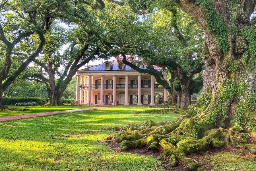 New Orleans: Oak Alley Plantation Tour with Transportation - Key things to know before you book