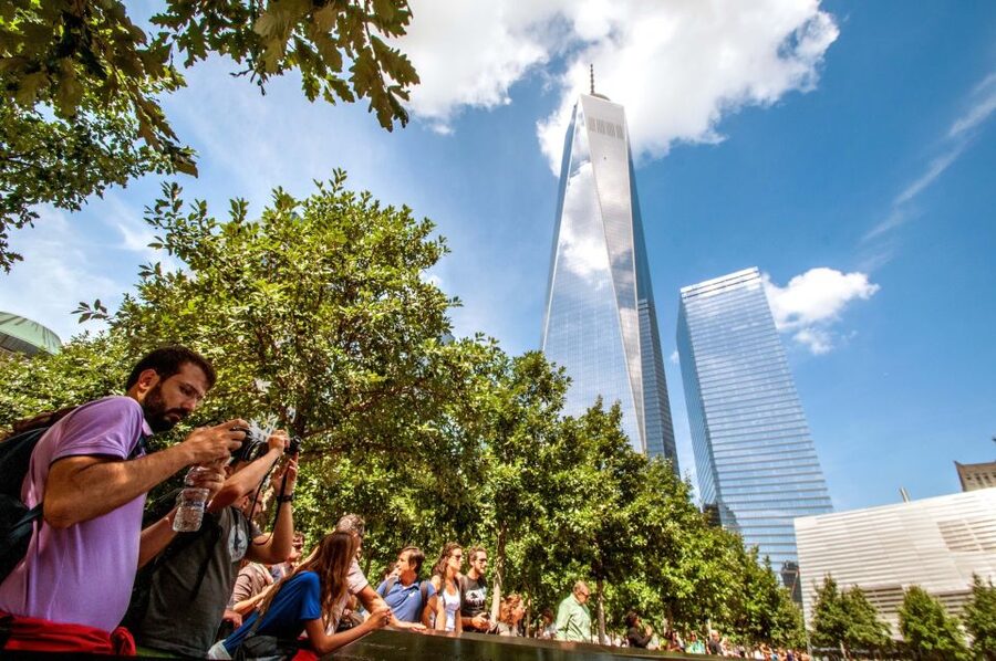 New York City: Bus Tour from Manhattan - The World Trade Center and Herald Square finish