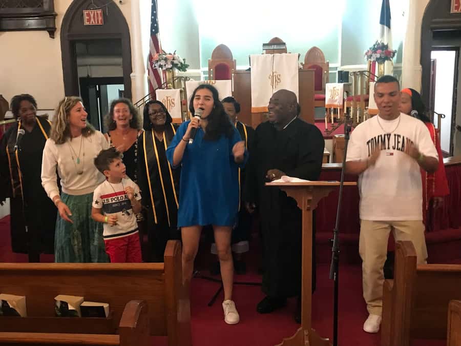 New York City: Harlem Gospel Live Music Concert - Who will enjoy this most?
