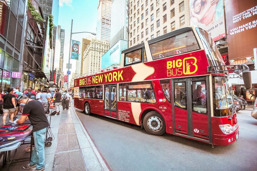 New York: Hop-on Hop-off Sightseeing Tour by Open-top Bus - Commentary, app, and stop information