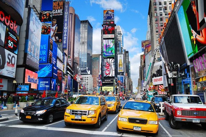 New York in One Day Guided Sightseeing Tour - Greenwich Village, SoHo, Chinatown, and the Financial District