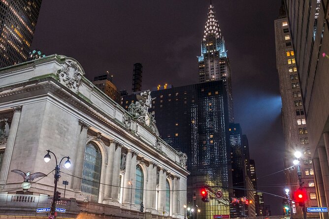 New York Night Tour: Open Top Bus Tour by TopView® - Cold Weather, Rain, and the Upper Deck