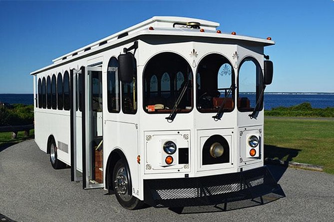 Newport Gilded Age Mansions Trolley Tour with Breakers Admission - Key points to know before booking