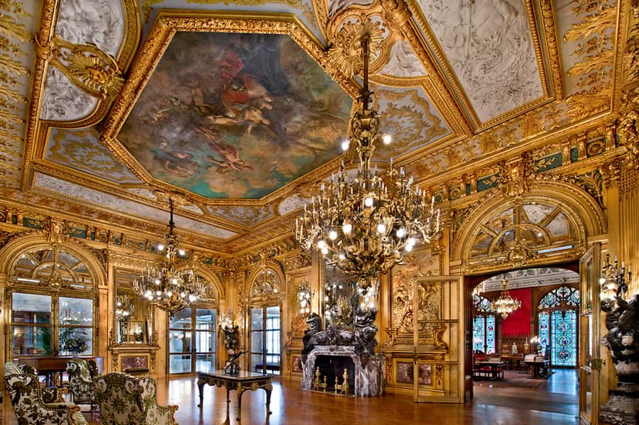 Newport: Newport Mansions Ticket - 1 or 2 Mansions - The Breakers: Newport’s grandest summer cottage
