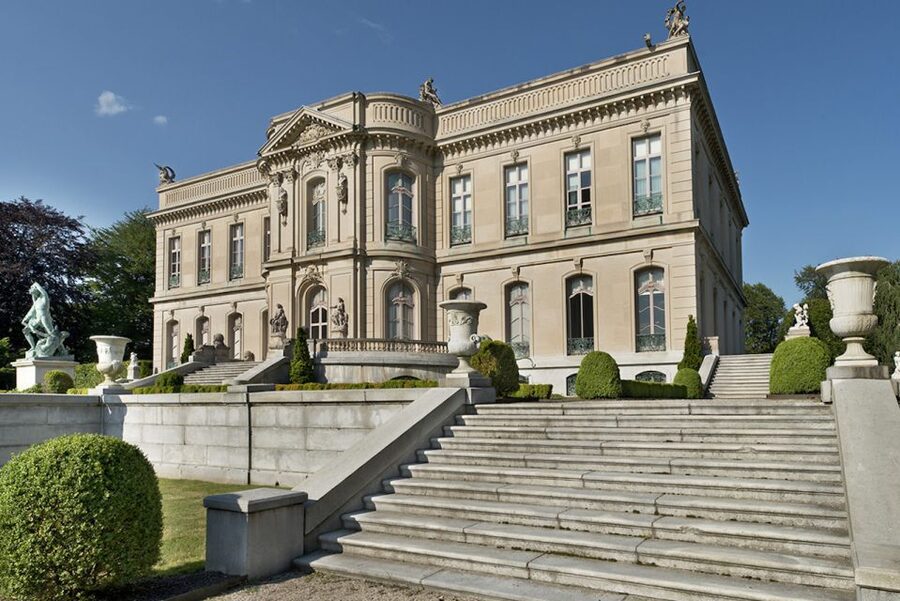 Newport: Newport Mansions Ticket - 1 or 2 Mansions - Transportation, parking, and moving around Newport