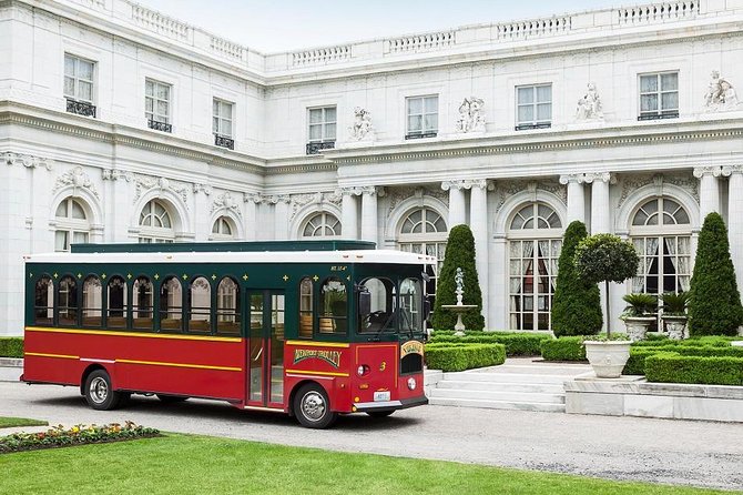 Newport Trolley Tour with Breakers Mansion - Viking Tours - Arriving at The Breakers