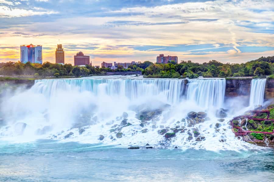 Niagara Falls: Canadian Side Day Trip with Maid of The Mist - Table Rock, Terrapin Point, and the main viewpoints