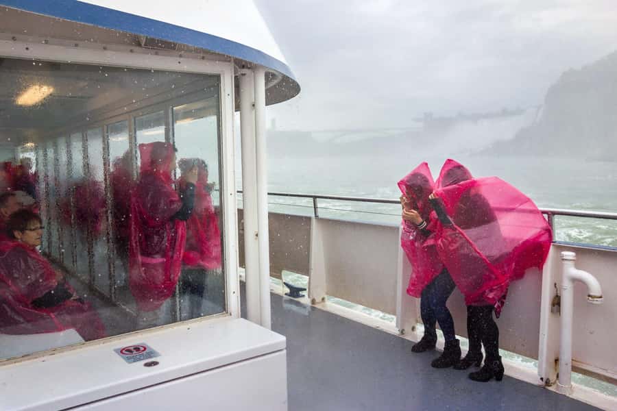 Niagara Falls: Maid of the Mist & Cave of the Winds Tour - Goat Island, the Tesla monument, and the park walk