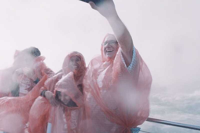 Niagara Falls, ON: Helicopter Ride with Boat & Skylon Lunch - Does $305 deliver fair value?