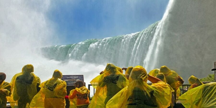 Niagara Falls: Walking Tour, Journey Behind Falls, & Cruise - What the guide adds to the experience