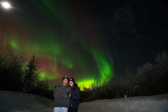 Northern Lights Aurora Tour with FREE Photography - Staying warm from 8 p.m. until the return