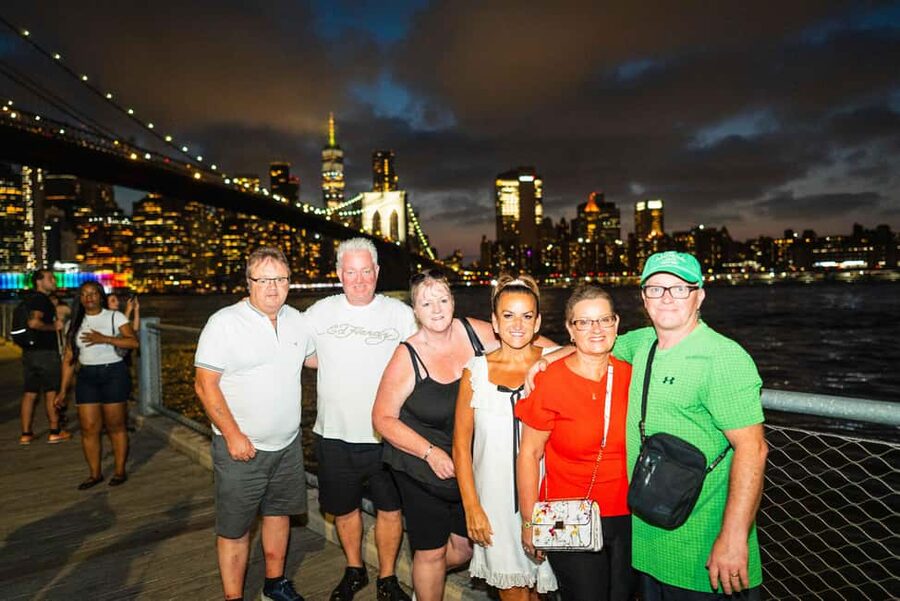 NYC at Night: 3-Hour Luxury Bus Tour of Top Highlights - Grand Central Terminal gives you time to get off