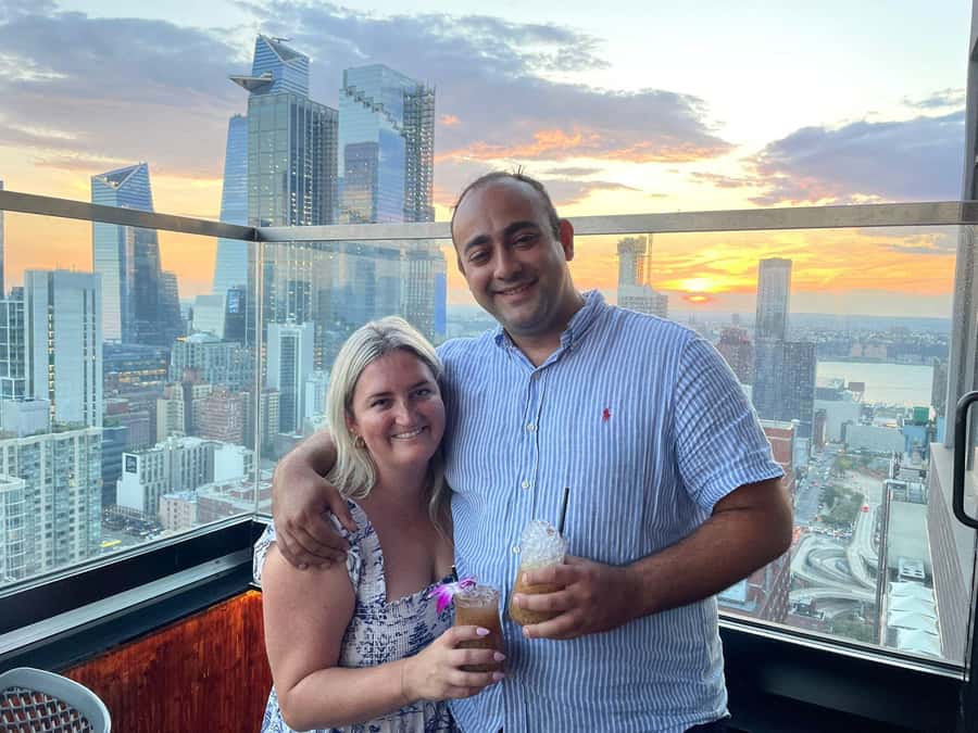 NYC: Bar, Lounge and Rooftop Nightlife Tour - Why the host matters more than the route
