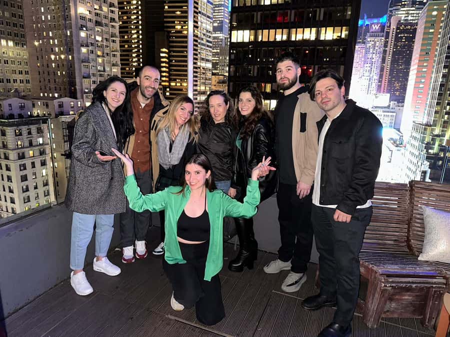 NYC: Bar, Lounge and Rooftop Nightlife Tour - Meeting at One Worldwide Plaza