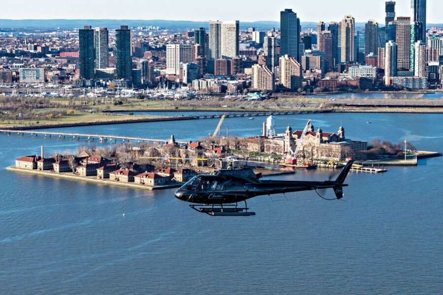 NYC: Big Apple Helicopter Tour - Why a helicopter gives you a better first look at New York
